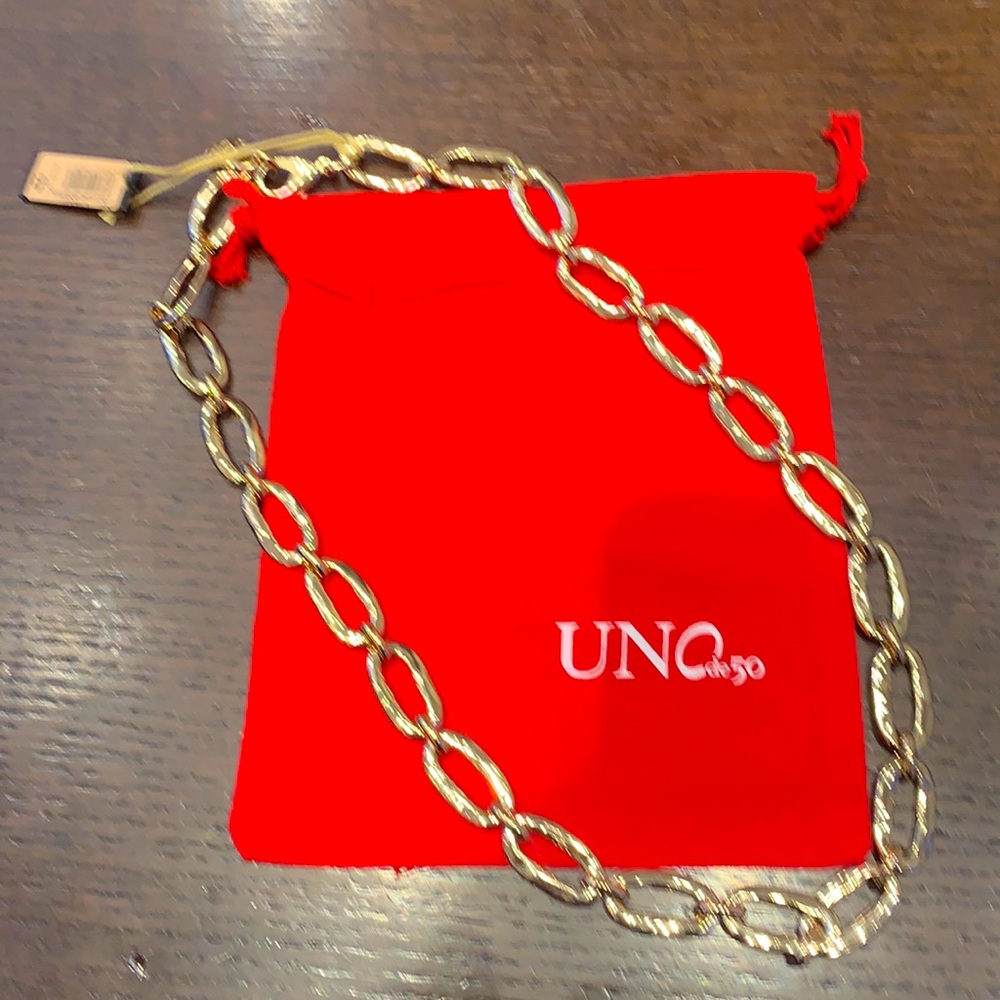 UNOde50 necklaces. Gold plated. One size. New.